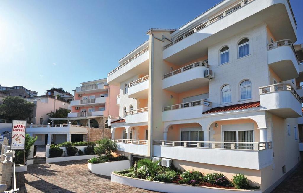 Sea View Apartments Sirena オクルグ・ゴルニ エクステリア 写真