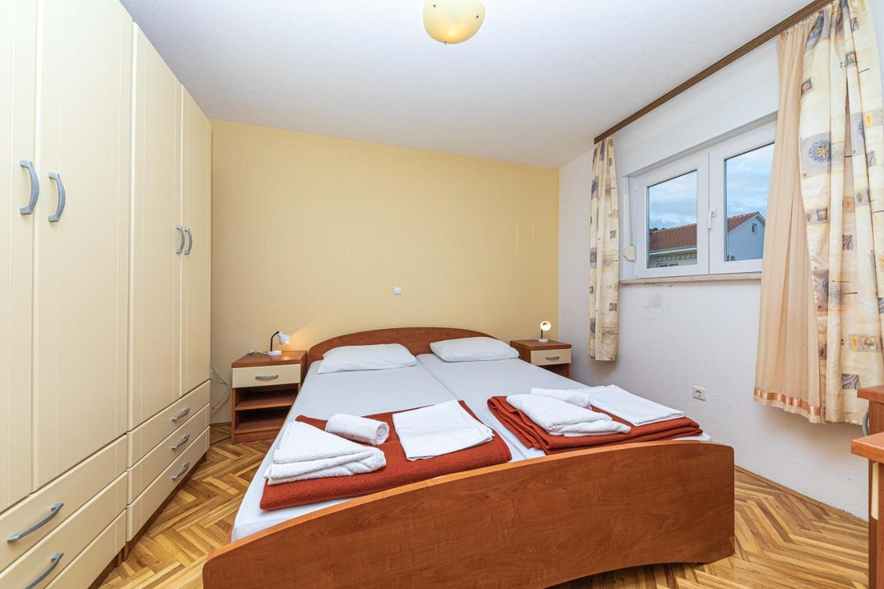 Sea View Apartments Sirena オクルグ・ゴルニ エクステリア 写真
