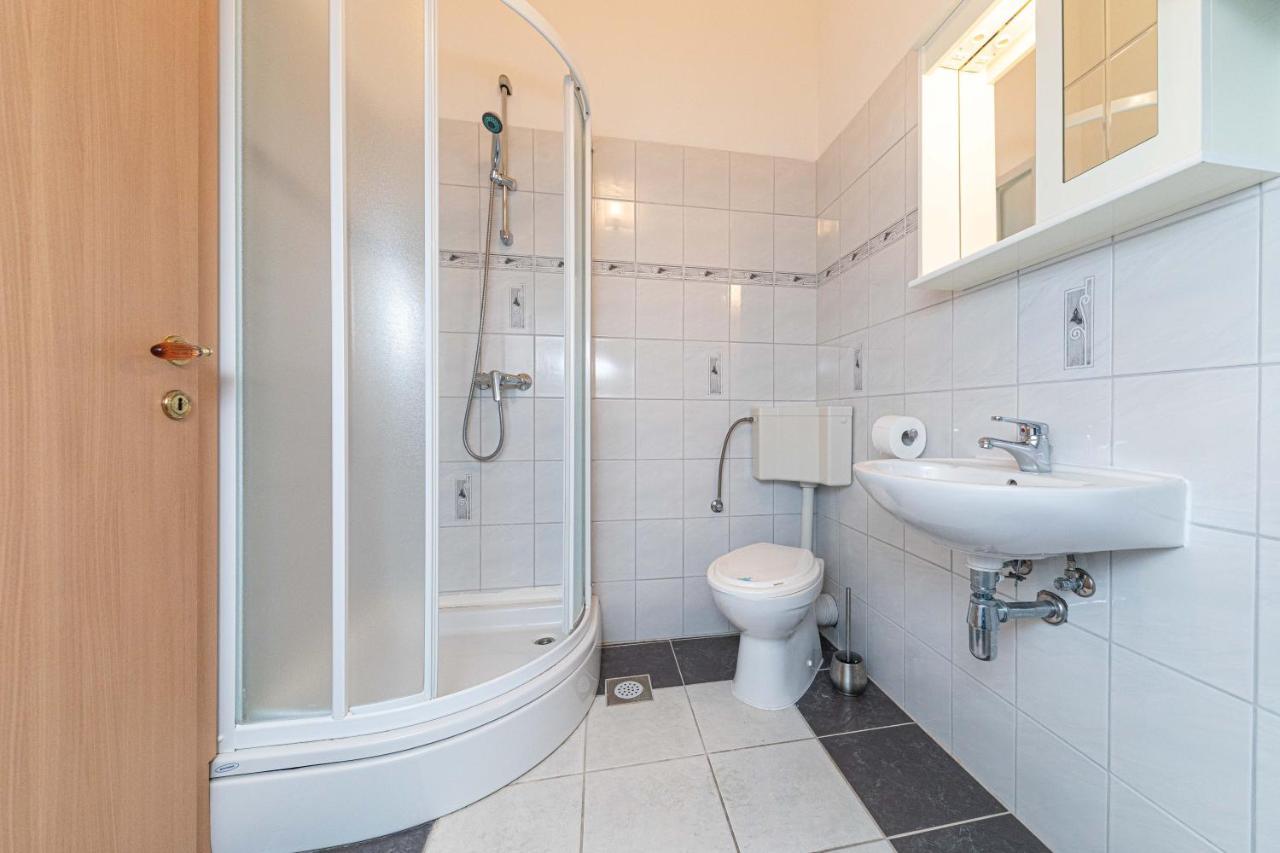 Sea View Apartments Sirena オクルグ・ゴルニ エクステリア 写真