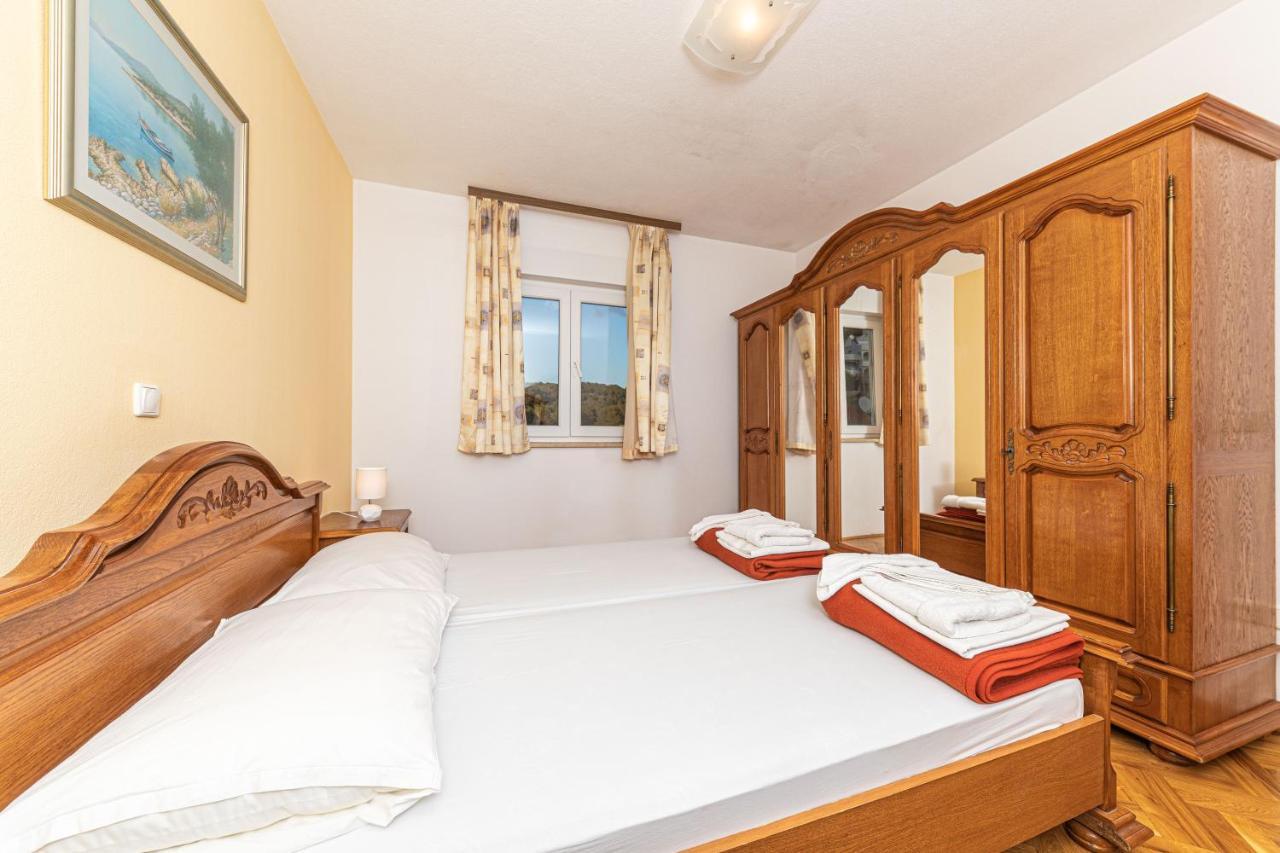 Sea View Apartments Sirena オクルグ・ゴルニ エクステリア 写真