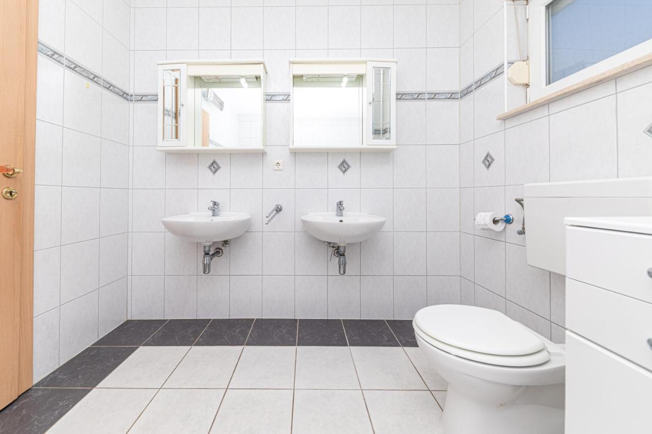 Sea View Apartments Sirena オクルグ・ゴルニ エクステリア 写真